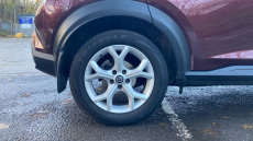 Nissan Juke 1.0 DiG-T 114 N-Connecta 5dr Petrol Hatchback